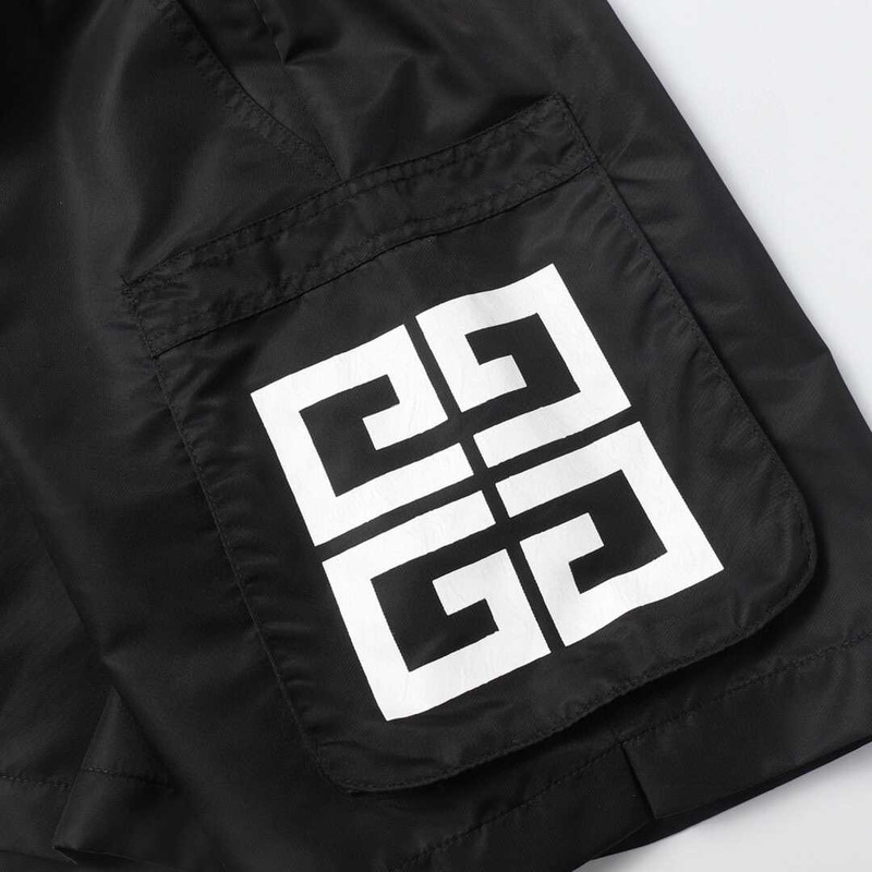 Givenchy Logo Shorts With Pockets Black