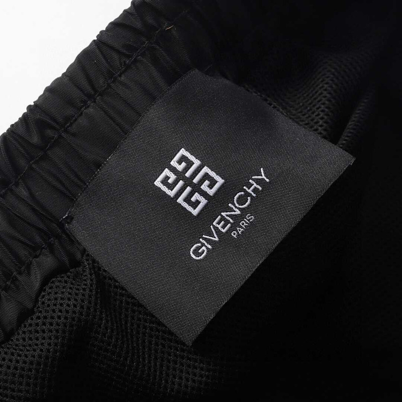 Givenchy Logo Shorts With Pockets Black