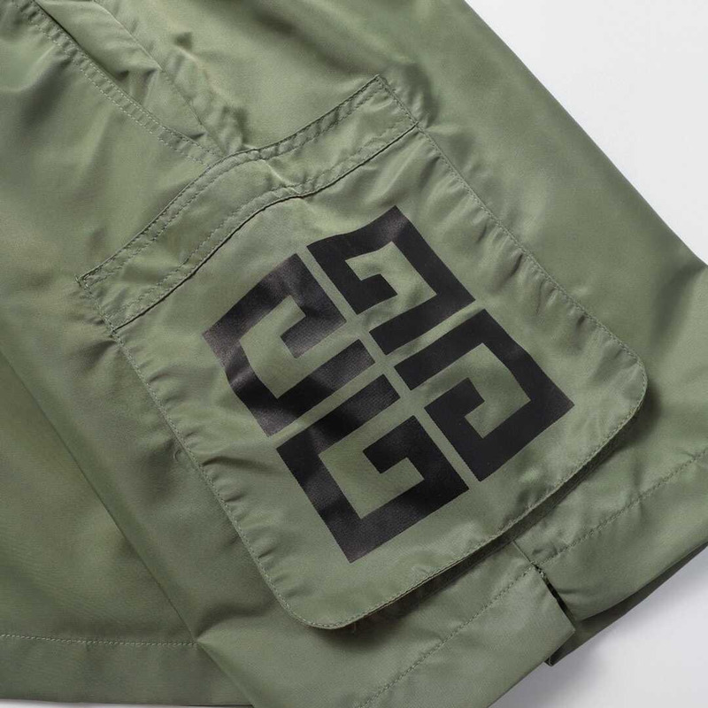 Givenchy Logo Shorts With Pockets Army Green