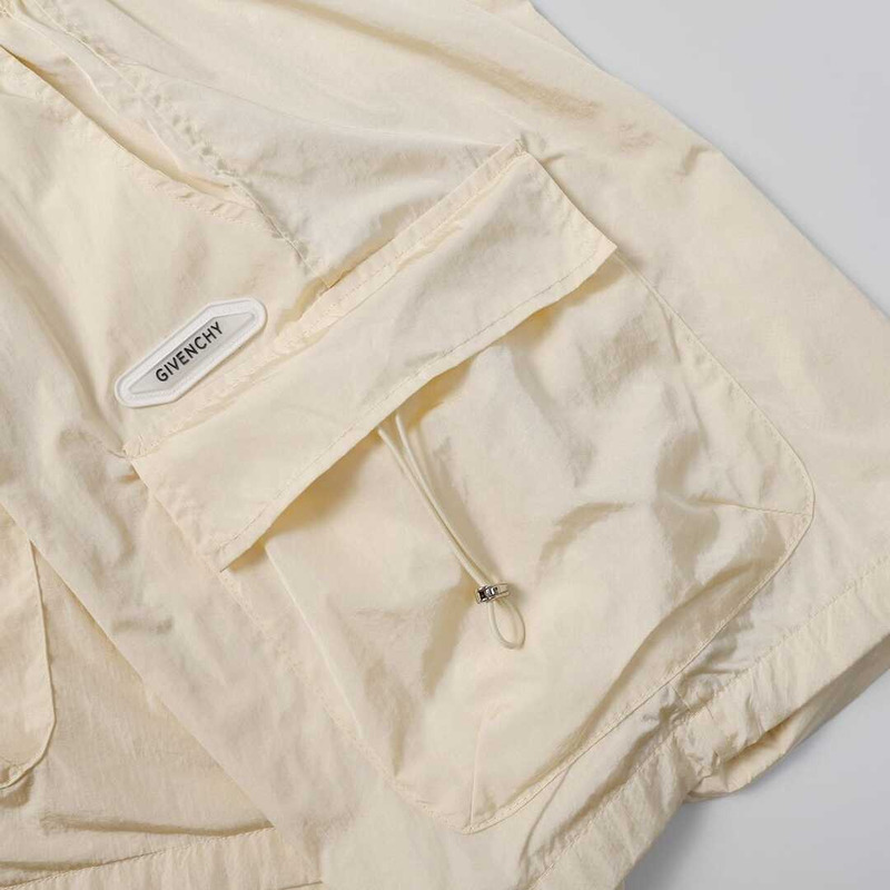 Givenchy Shorts With Pockets Beige