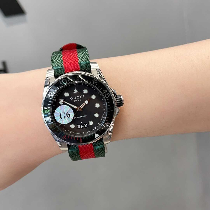 G*u*i dive watch 45mm