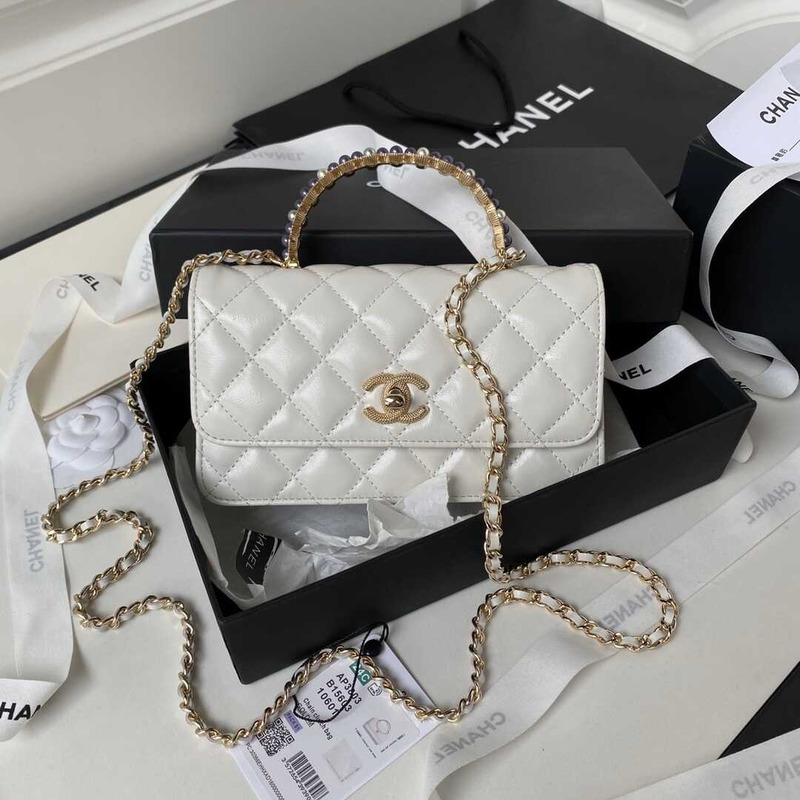 Ch*el clutch with chain white bag