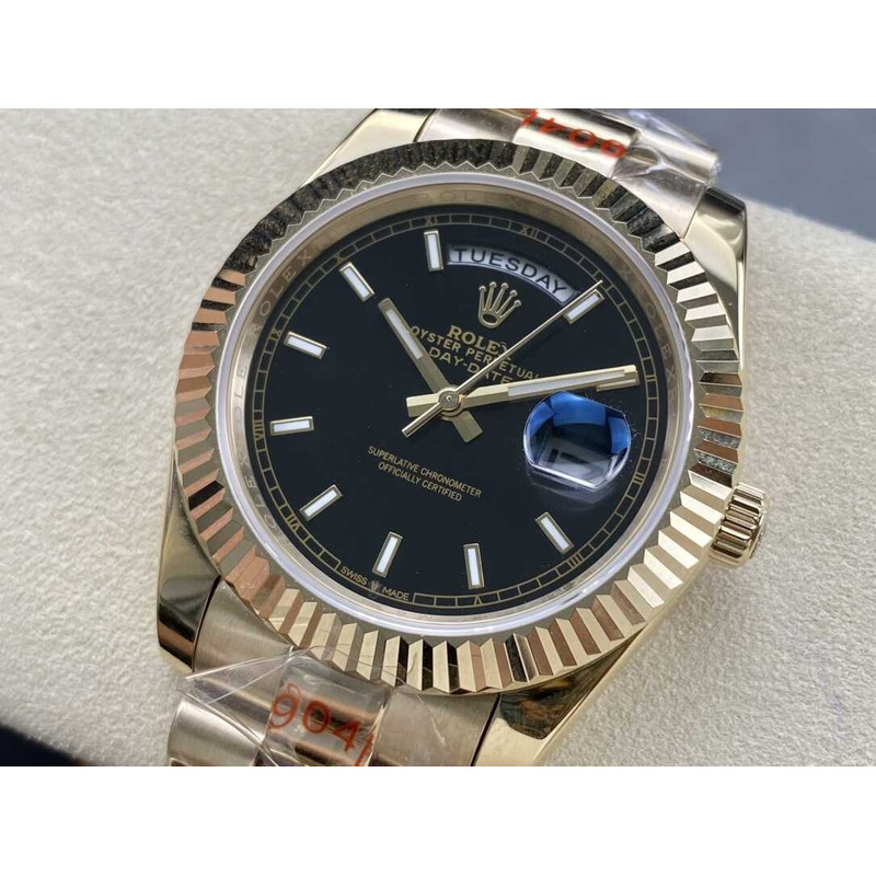 Rolex Day-Date 228238 Watches