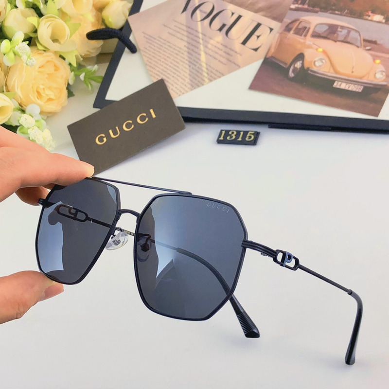 G*u*i geometric frame sunglasses in black