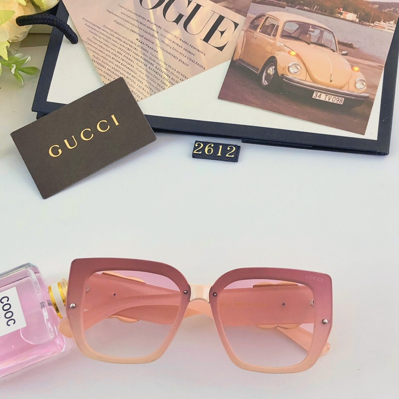 G*u*i square-frame double g sunglasses in pink