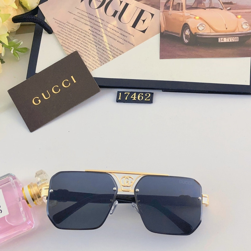 G*u*i aviator frame sunglasses in black