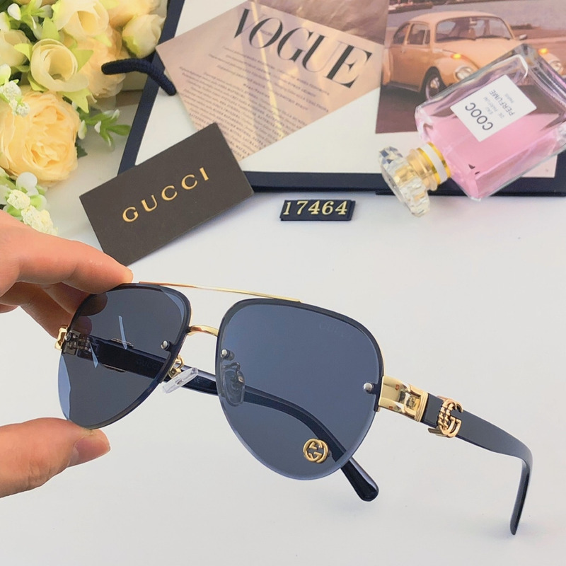 G*u*i aviator frame sunglasses in black