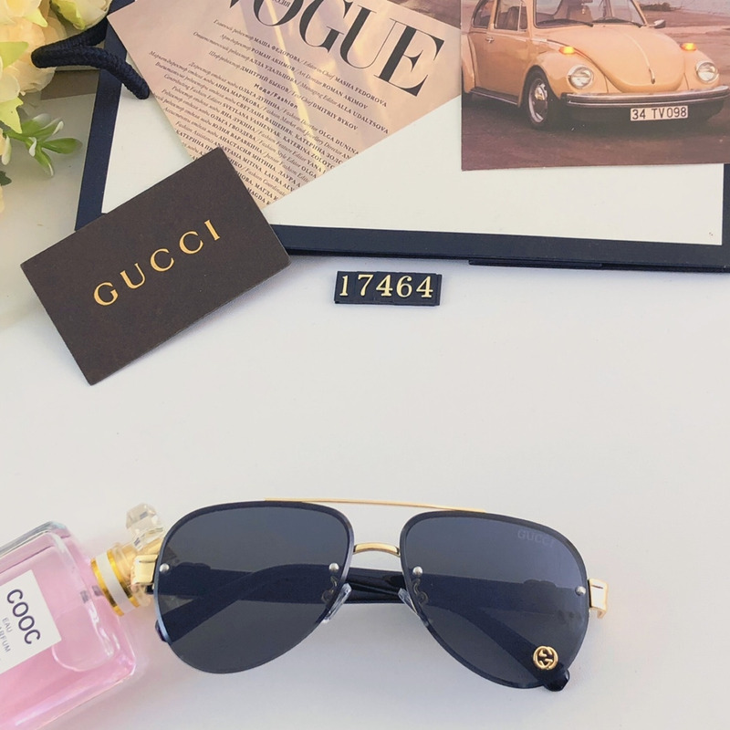 G*u*i aviator frame sunglasses in black