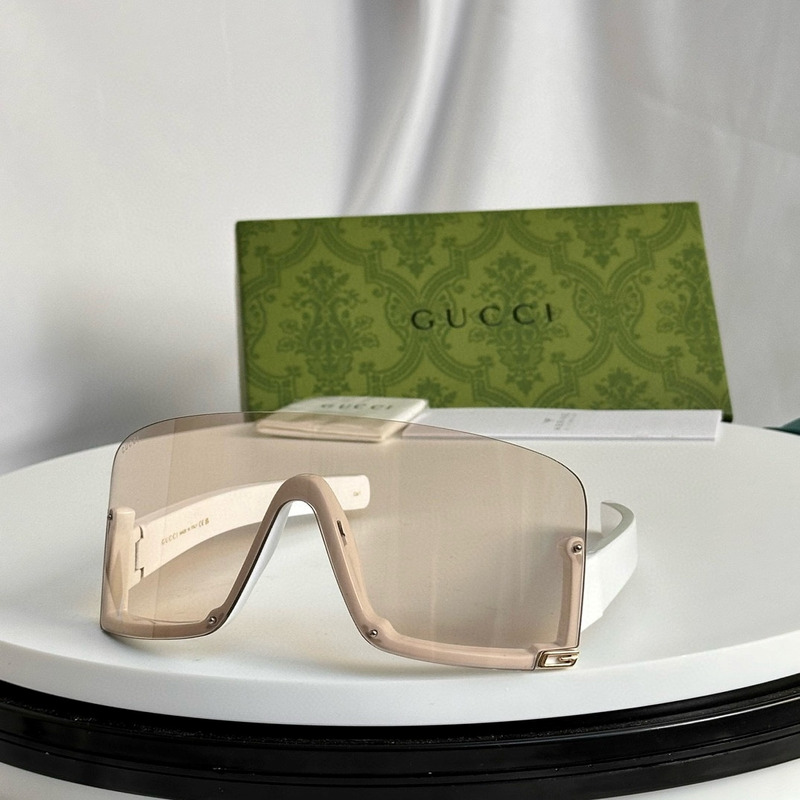 G*u*i mask style sunglasses in beige