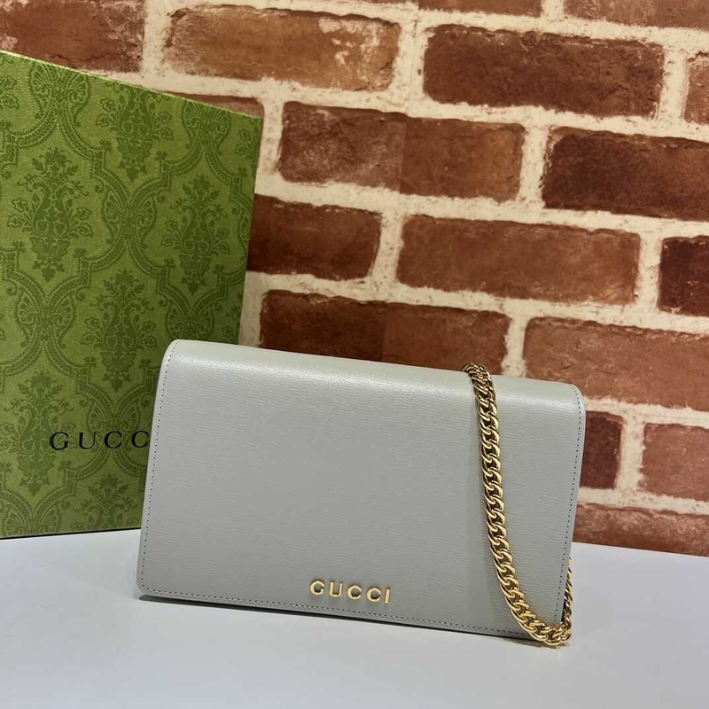 G*u*i manuscript logo chain wallet grey