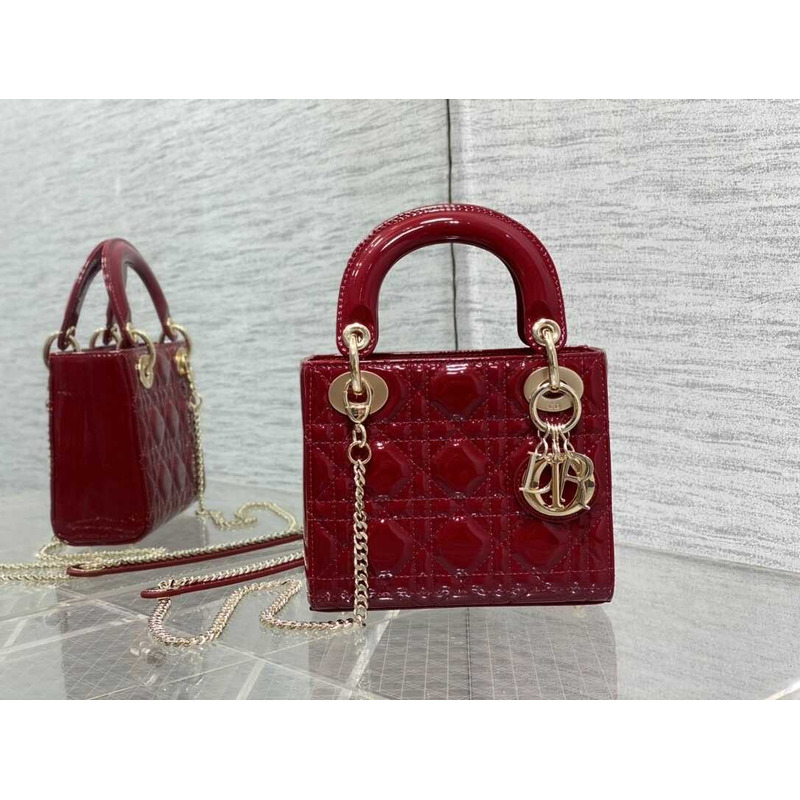 D*or red and gold patent leather toffee three compartment chain bag