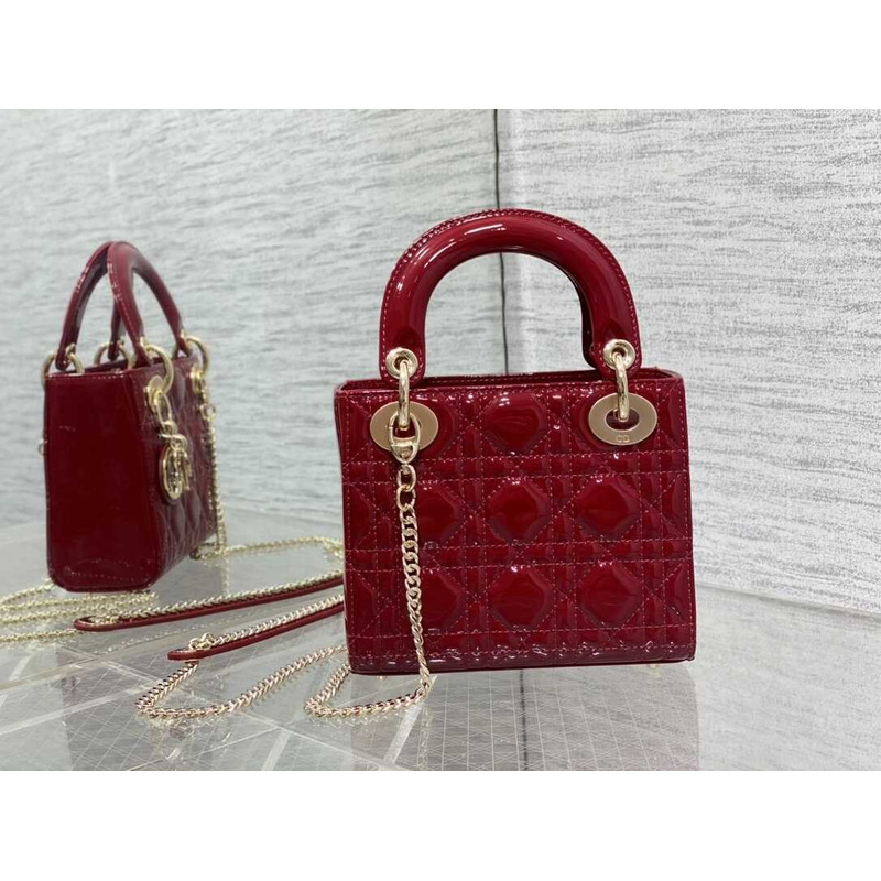 D*or red and gold patent leather toffee three compartment chain bag