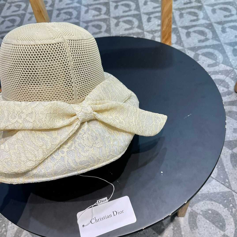 D*or logo bucket hat in beige