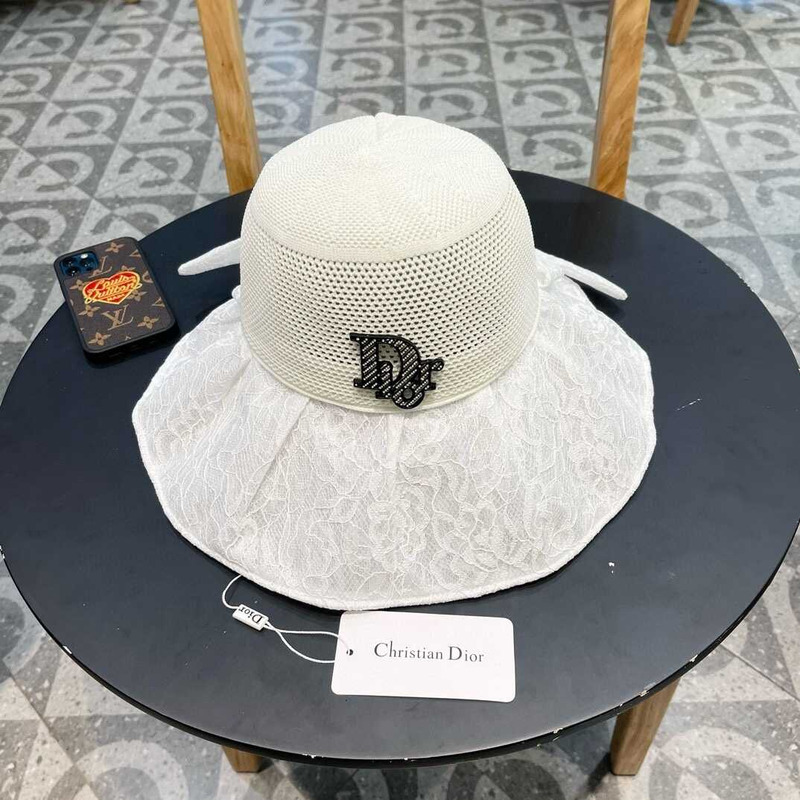 D*or logo bucket hat in white