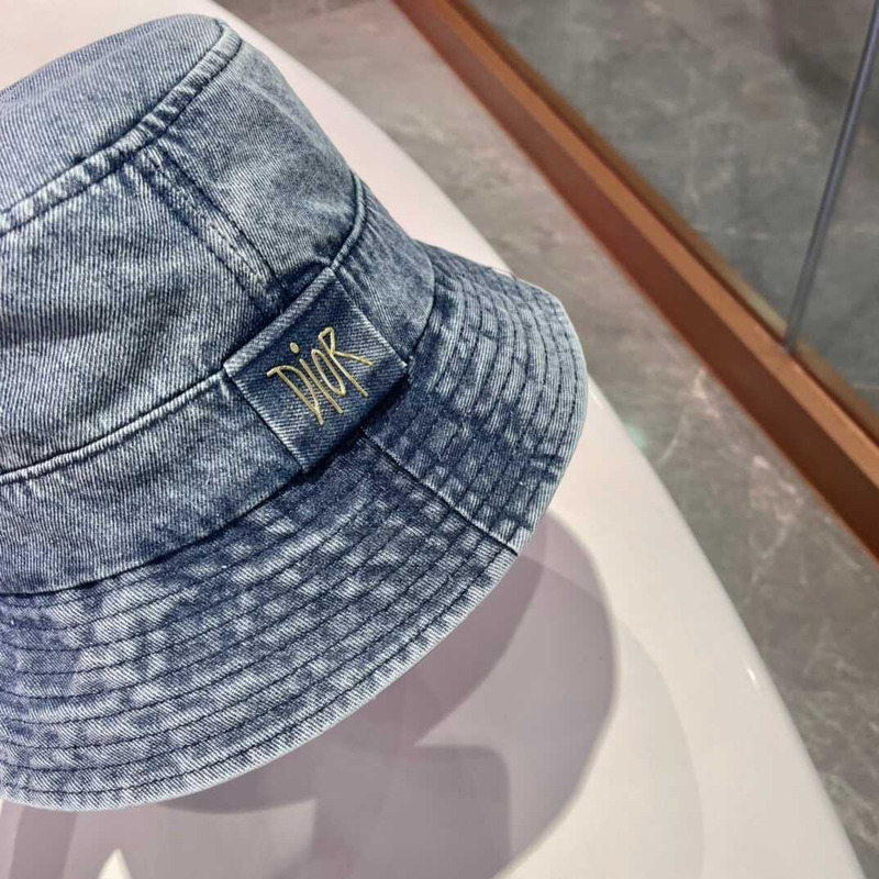 D*or logo bucket hat in blue