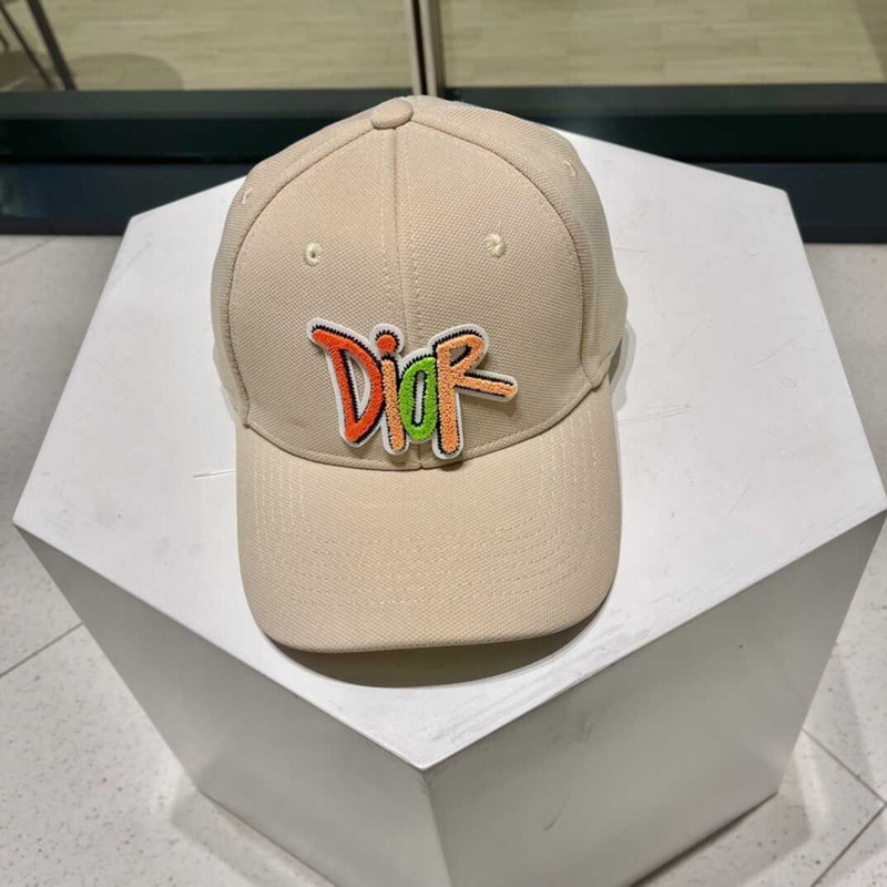 D*or logo baseball cap in apricot