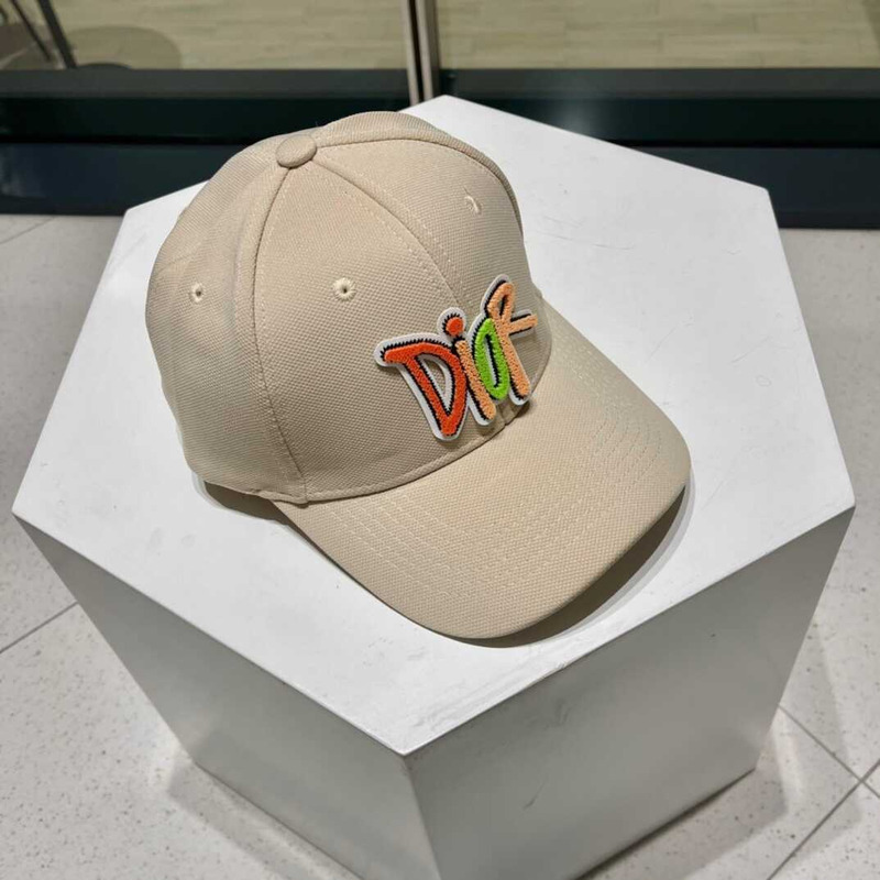 D*or logo baseball cap in apricot