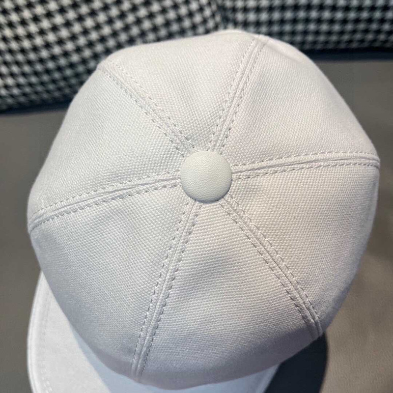 D*or logo baseball cap white