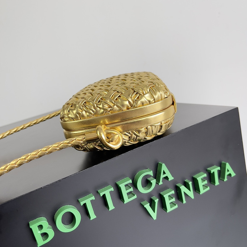 Bo*te*ga ve*ne*ta pochettes femme gold bag