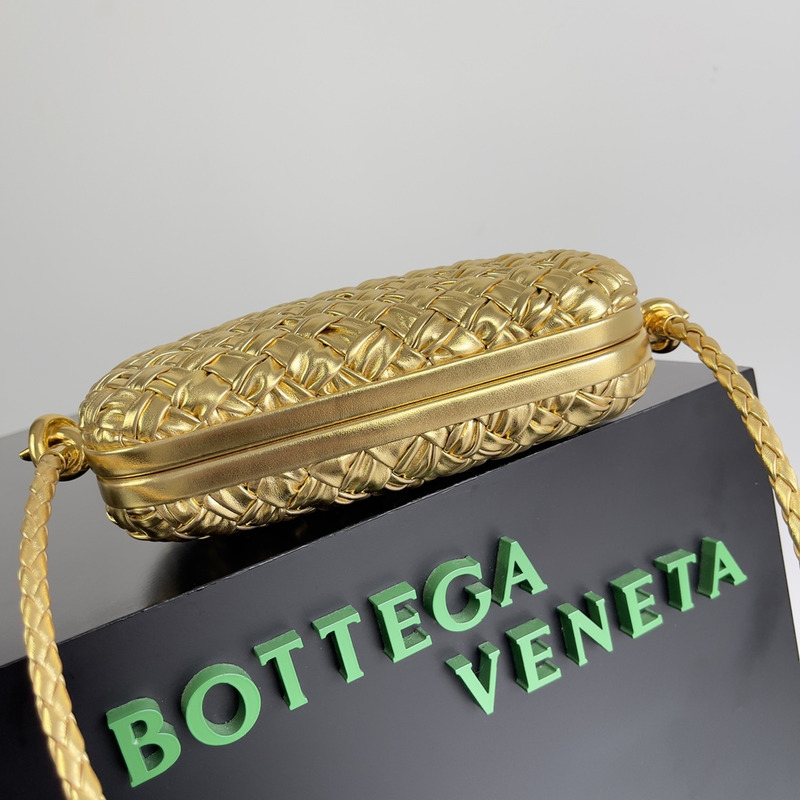 Bo*te*ga ve*ne*ta pochettes femme gold bag