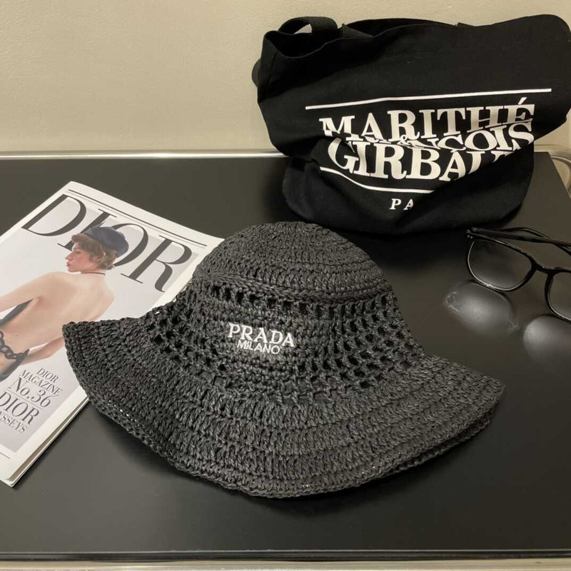 Pra*a woven fabric bucket hat in black