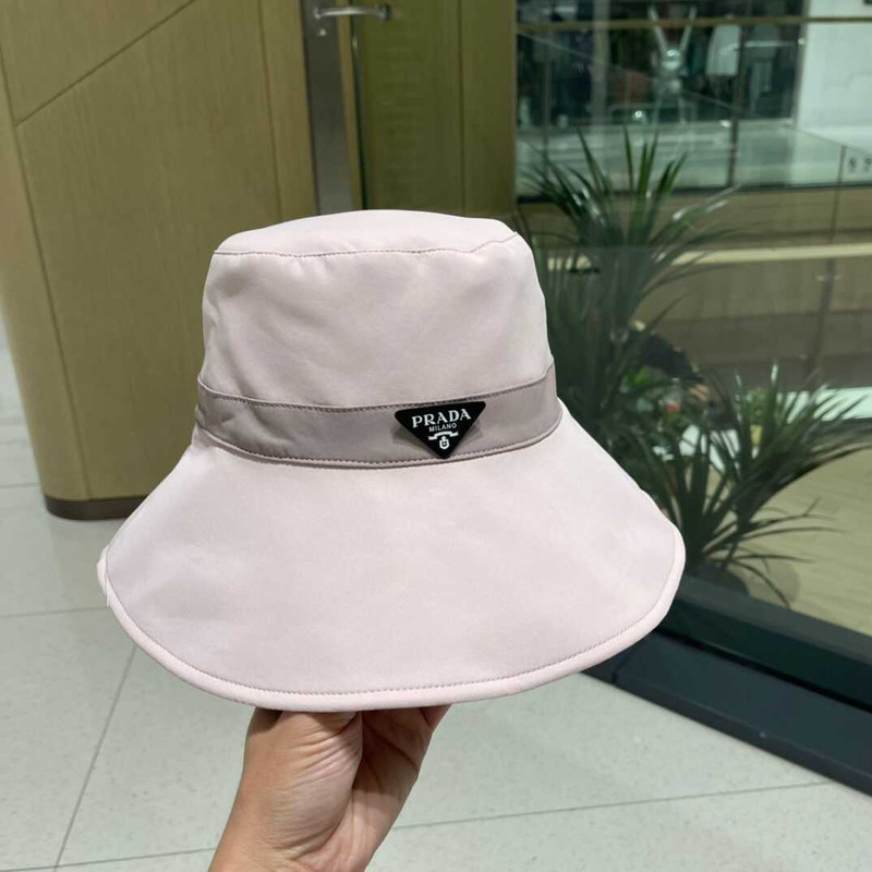 Pra*a bucket hat pink