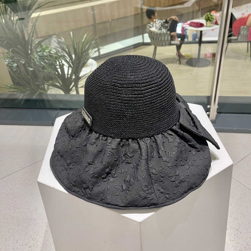 Pra*a wide bucket hat black