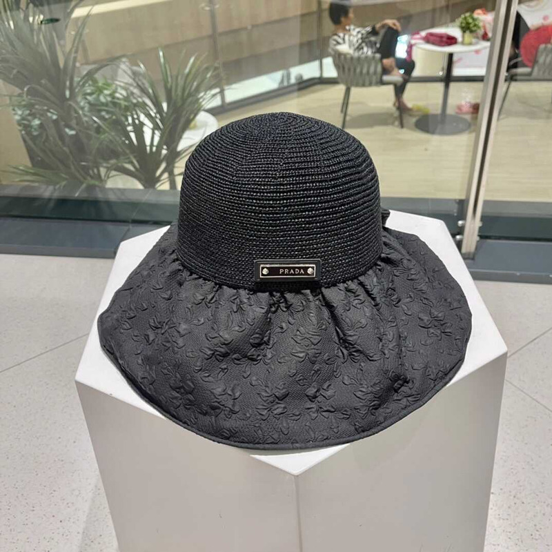 Pra*a wide bucket hat black