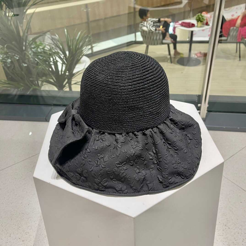 Pra*a wide bucket hat black