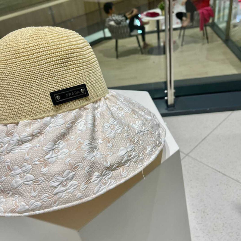 Pra*a wide bucket hat beige