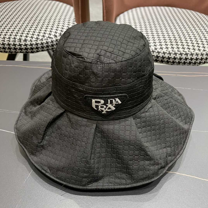 Pra*a wide bucket hat black