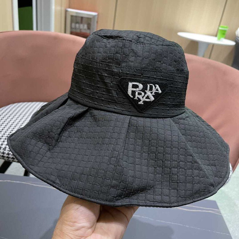 Pra*a wide bucket hat black