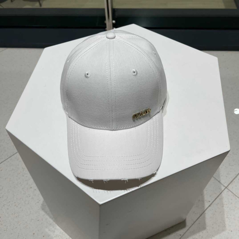 Pra*a  baseball cap in white