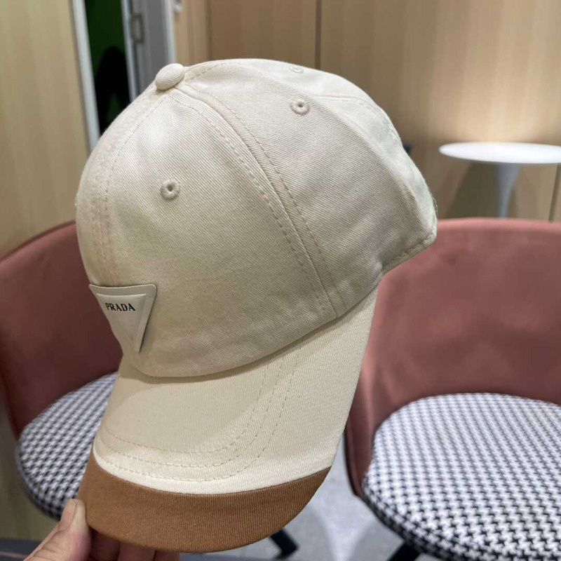 Pra*a  re-nylon baseball cap in white and brown