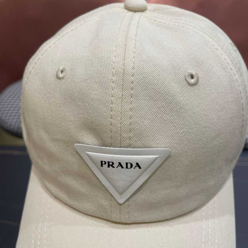 Pra*a  re-nylon baseball cap in white and brown