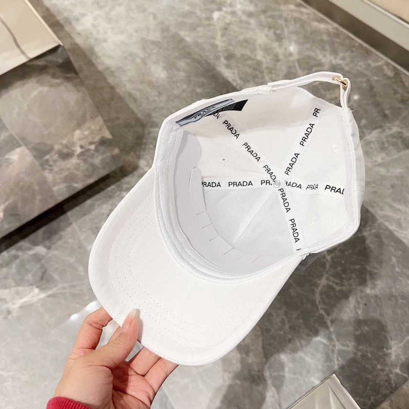 Pra*a  drill baseball cap in white