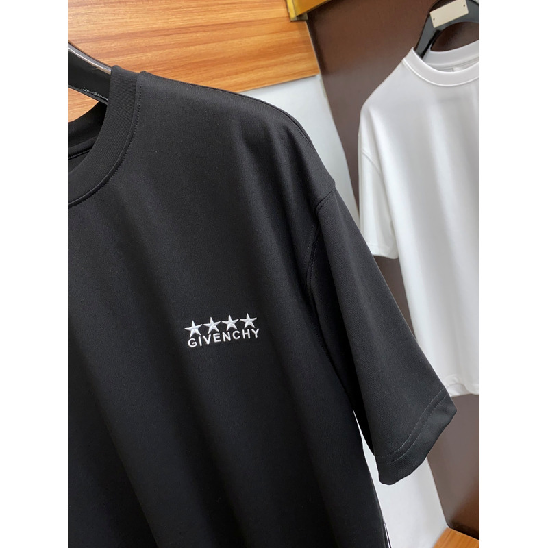 Givenchy T-shirt In Black Cotton