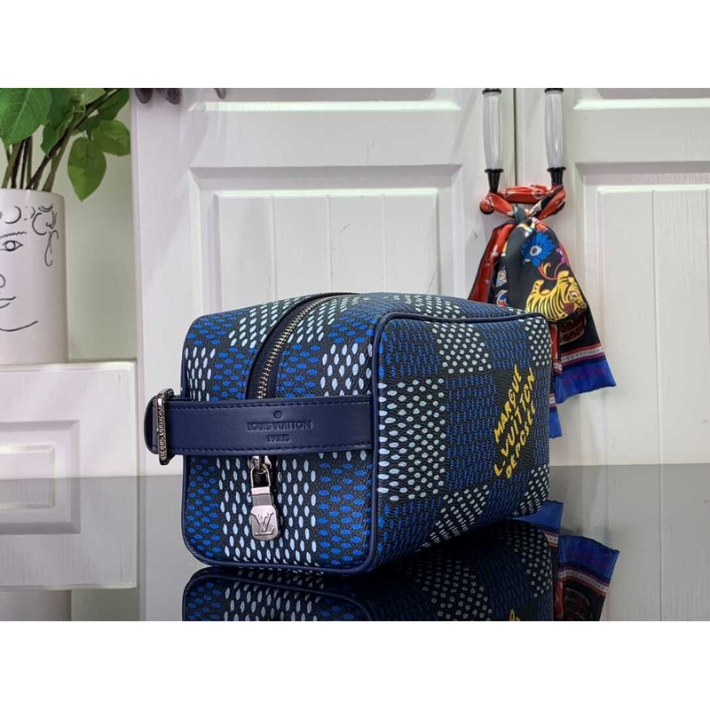 l**is V*t*n locket dopp kit damier heritage blue