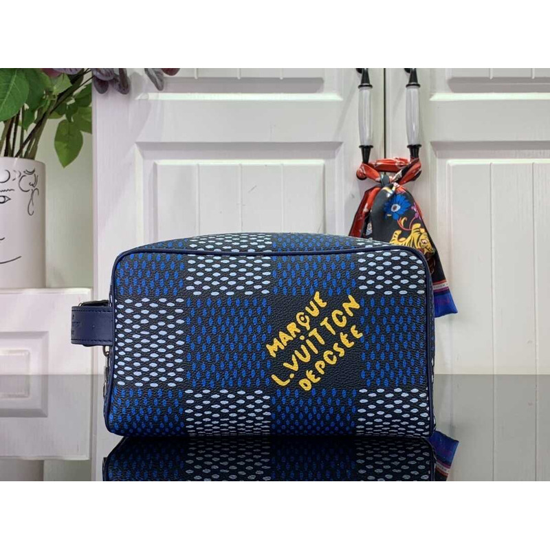 l**is V*t*n locket dopp kit damier heritage blue