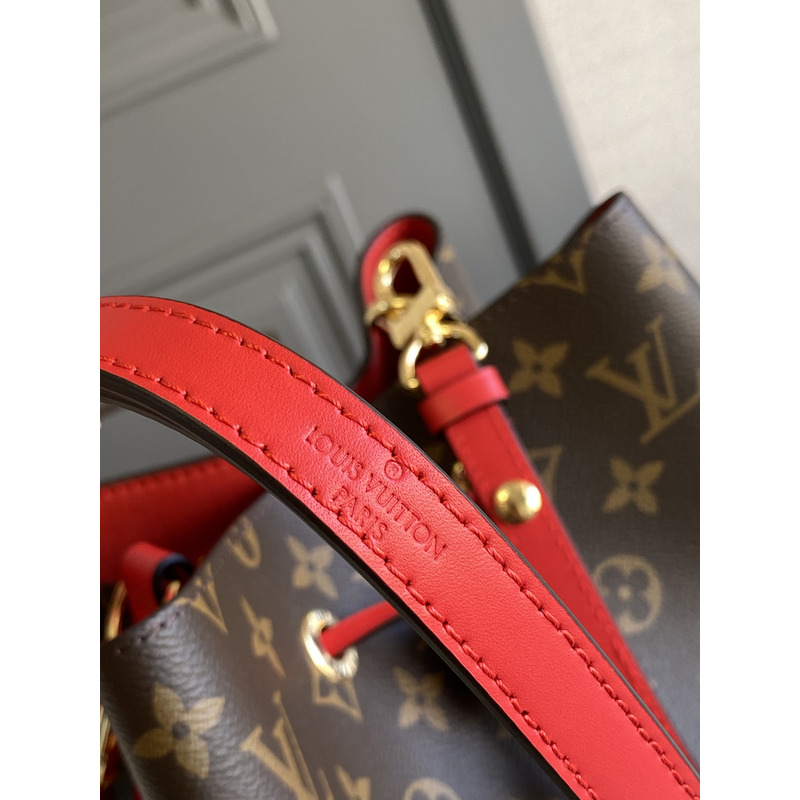 l**is V*t*n monogram neonoe mm bag