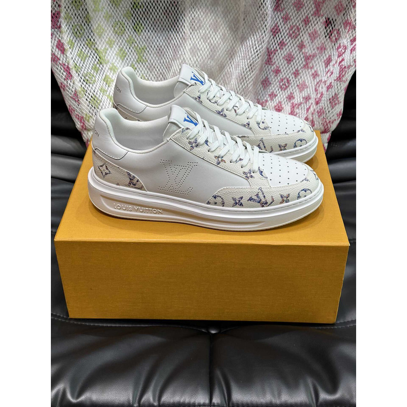 l**is V*t*n beverly hills sneaker