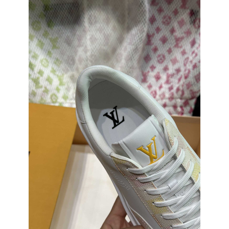 l**is V*t*n beverly hills sneaker