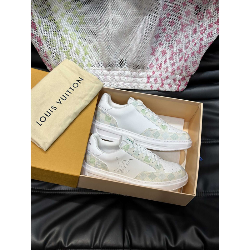 l**is V*t*n logo trainer sneaker white&green