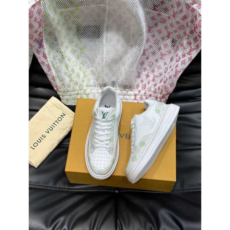 l**is V*t*n logo trainer sneaker white&green