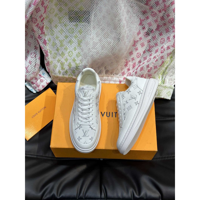 l**is V*t*n trainer sneaker white