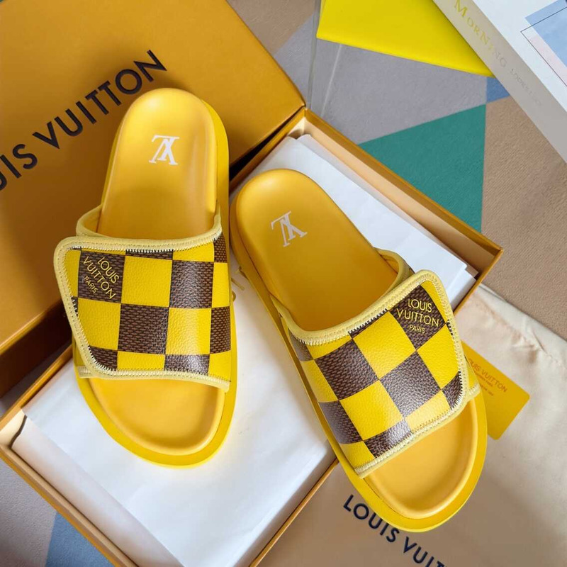 l**is V*t*n miami mule damier yellow