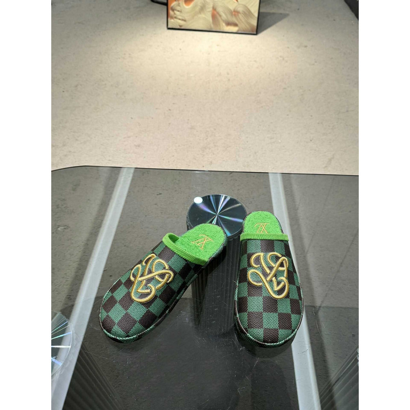 l**is V*t*n lv palace slipper damier green