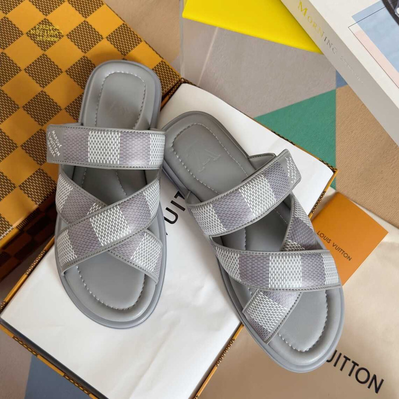 l**is V*t*n venice mule in grey