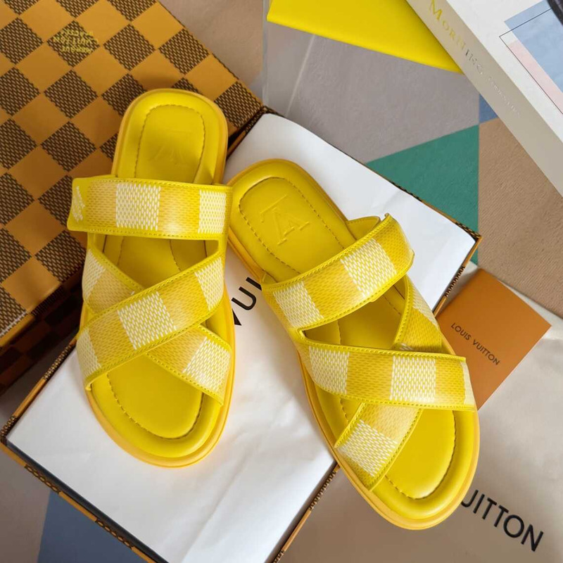 l**is V*t*n venice mule in yellow