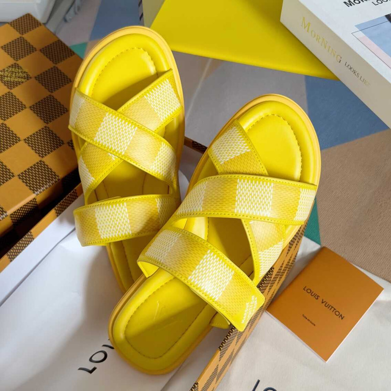 l**is V*t*n venice mule in yellow